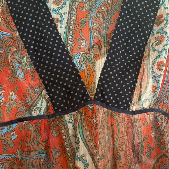 Dress - Picture 2 of 4